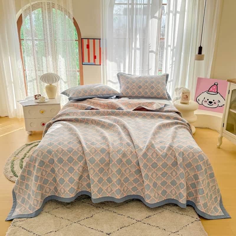 Reversible Lattice Jacquard Cotton Gauze Quilt - Quilt with 2PCS Pillow Towels - King - image 0