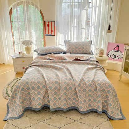 Reversible Lattice Jacquard Cotton Gauze Quilt - Quilt with 2PCS Pillow Towels - King - image 0