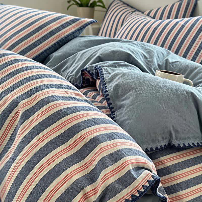 Vintage Striped Scalloped Trim Bedding Set - image 1