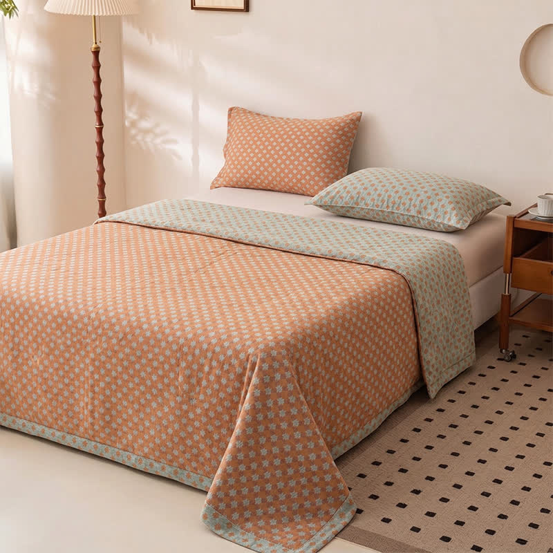 Vintage Classic Floral Cotton Bedspread - image 1