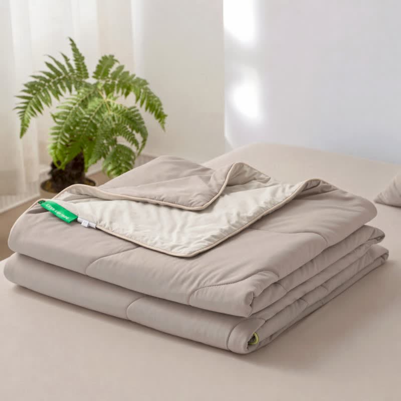 Double-Sided Cooling Lightweight Summer Comforter - image 9