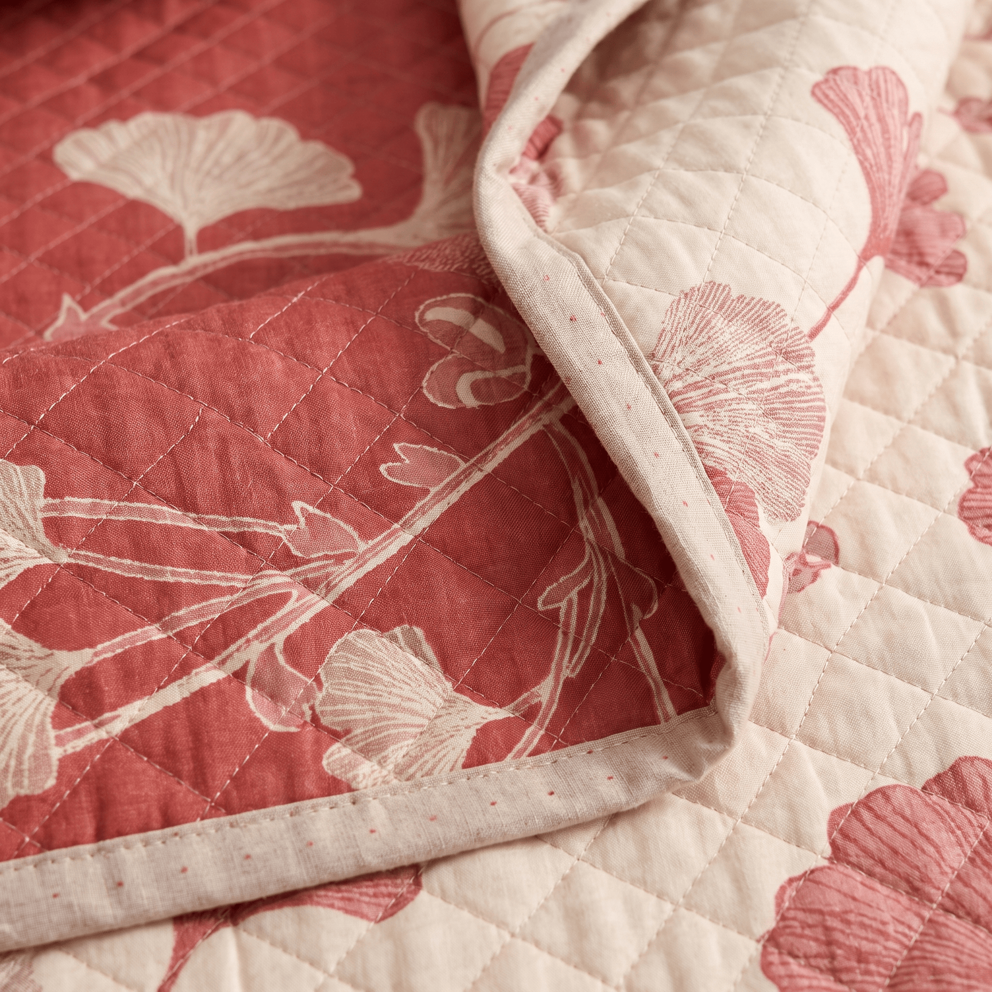 Red Ginkgo Leaf Pattern Cotton Blanket - image 10