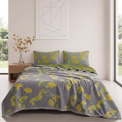 Retro Garden Flower Cotton Reversible Quilt - image 1