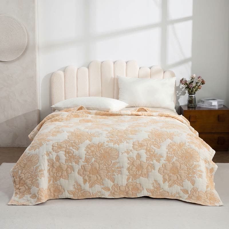 Minimal Bloom Cotton Coverlet Quilt - image 1