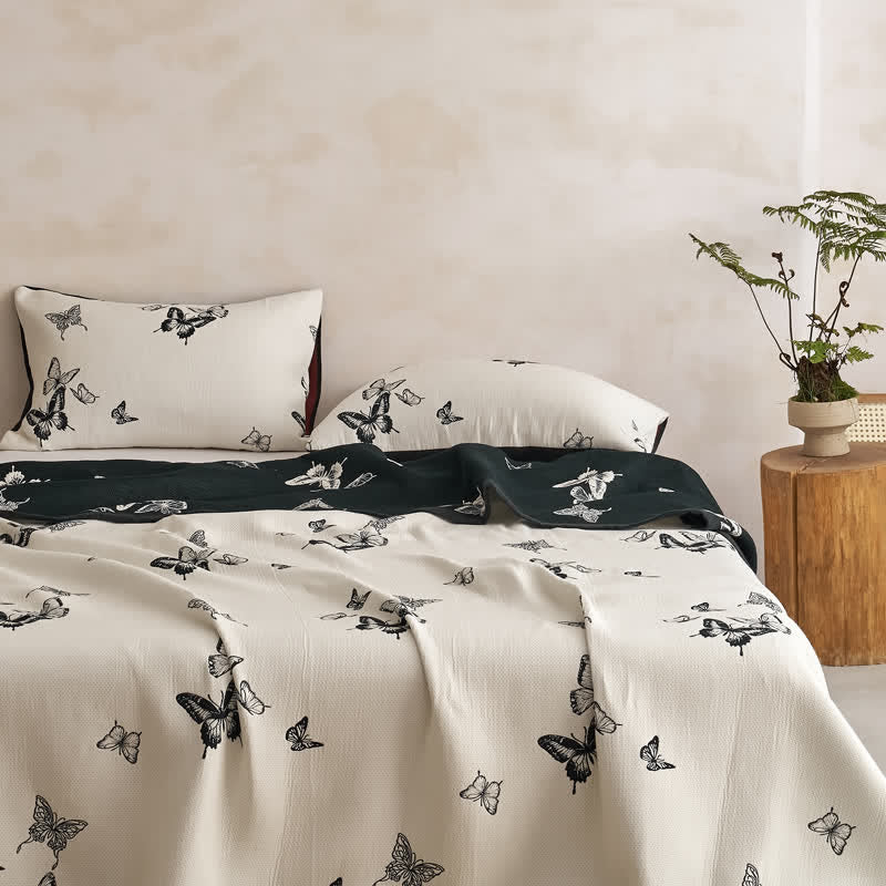 Monochrome Butterfly Cotton Gauze Quilts - image 7