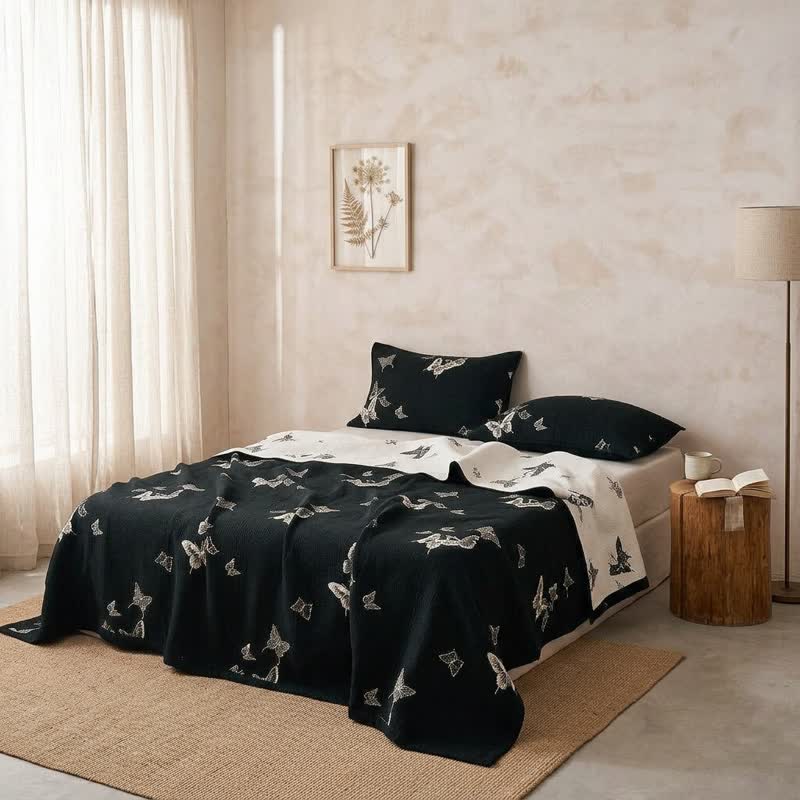 Monochrome Butterfly Cotton Gauze Quilts - image 3
