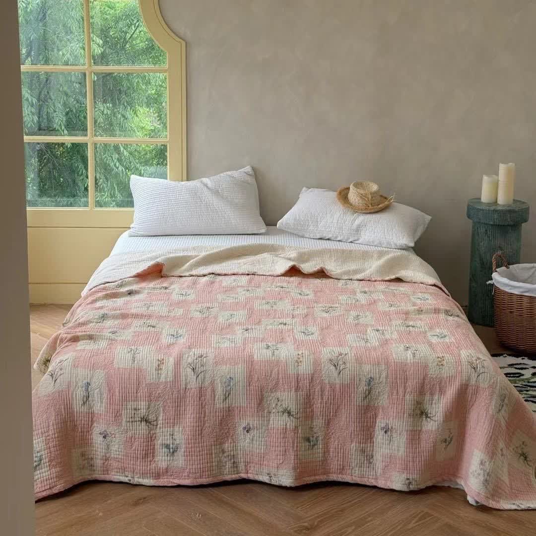 Cottage Bloom Cotton Bedspread Quilt - Queen - image 0