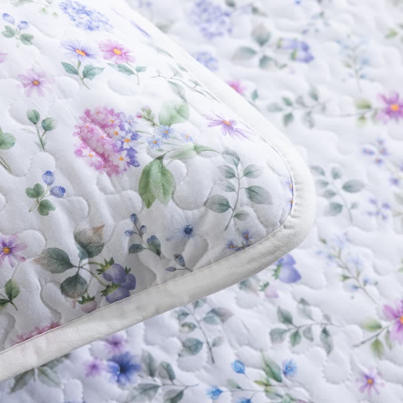 Watercolor Wildflower Cotton Quilt Set - image 6