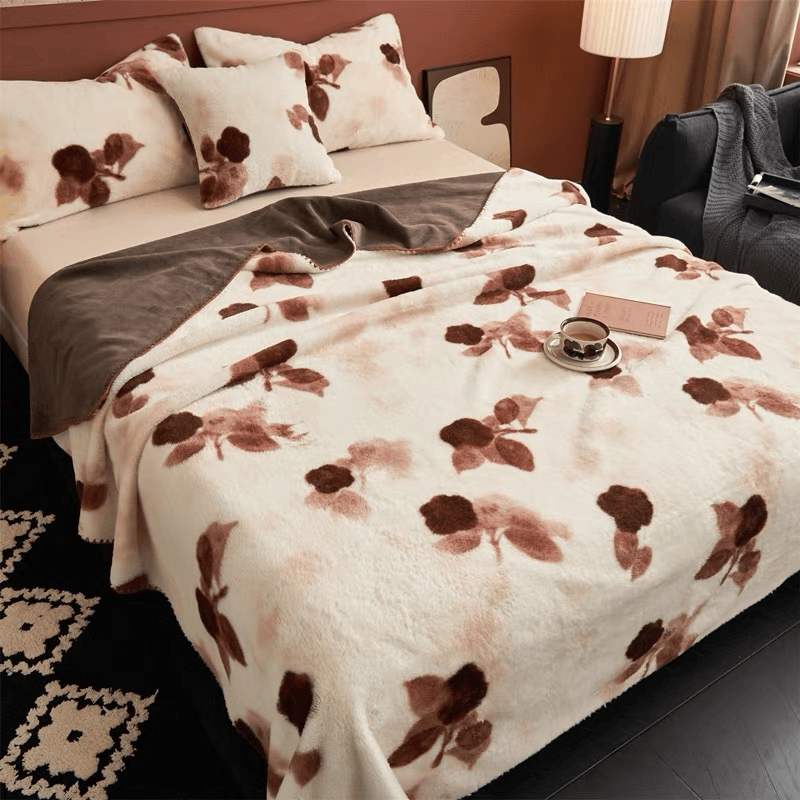 Vintage Beige Rose Plush Throw Blanket - image 3