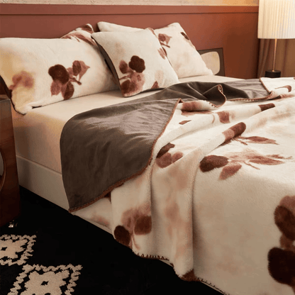 Vintage Beige Rose Plush Throw Blanket - image 5
