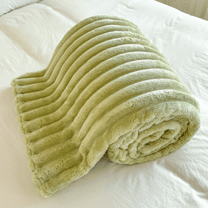 Soft & Warm Cozy Fleece Blanket - image 6