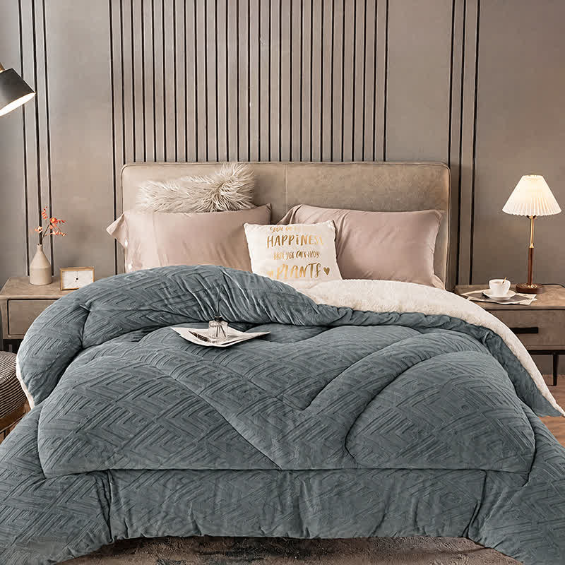 Thick Sherpa Winter Blanket with Quilt Core - image 19