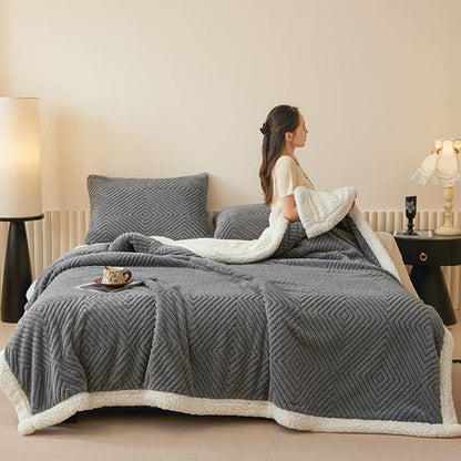 Diamond-Weave Sherpa Throw Blanket - image 6