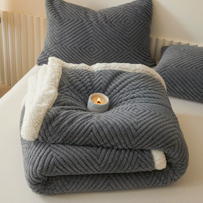 Diamond-Weave Sherpa Throw Blanket - image 9