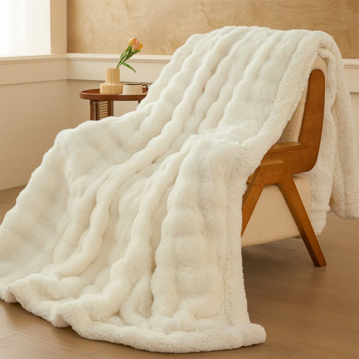 Wavy Plush Fleece Double-Layer Sherpa Blanket - image 9