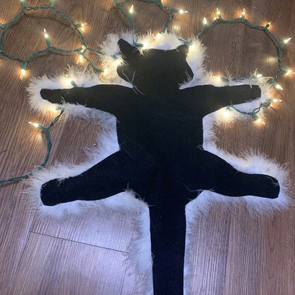 🎄🎁 Ownkoti Aunt Bethany's Fried Cat Decorative Fur Trimmed Rug in National Lampoon’s Christmas Vacation - image 1