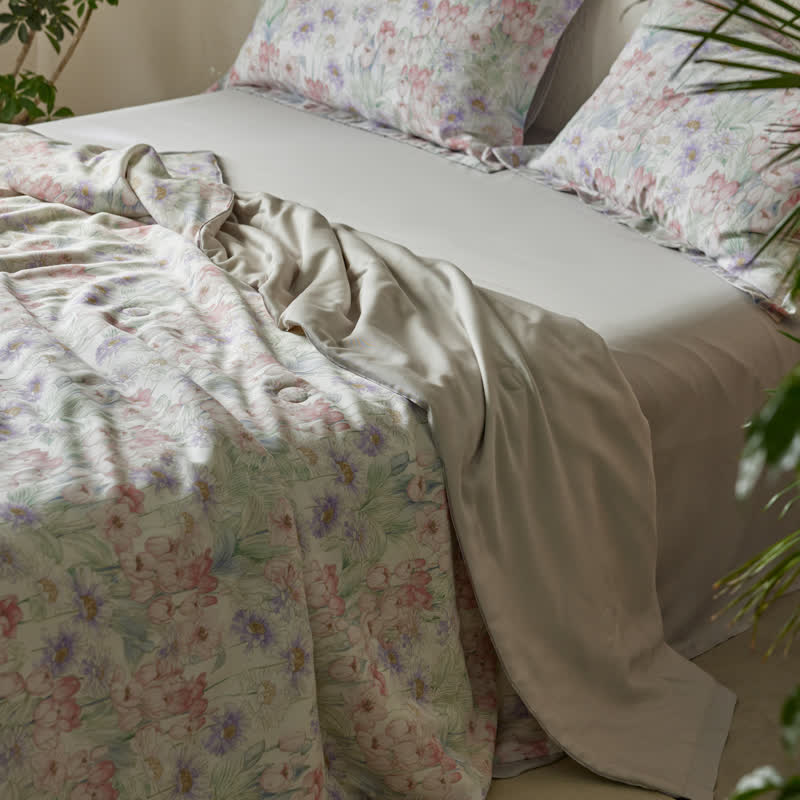 Luxurious Blooming Flower Summer Cool Quilt