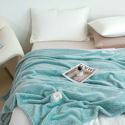 Modern Lightweight Soft Throw Blanket