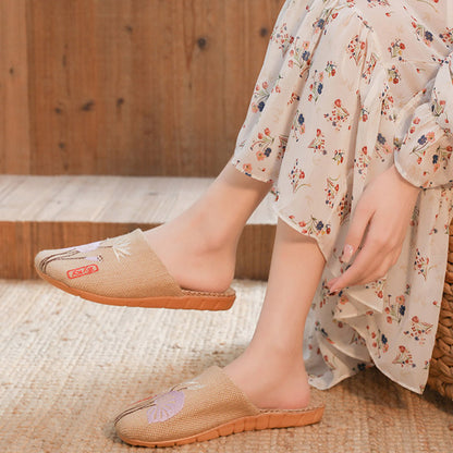 Retro Embroidered Lotus Flax Slippers