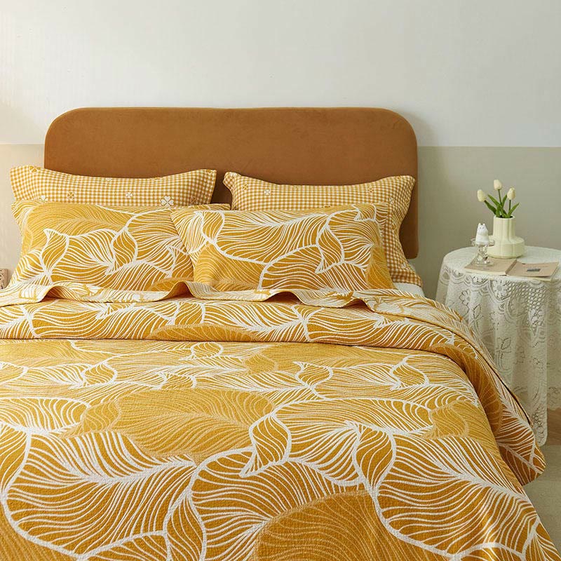 Plantain Leaf Three Layers Breathable Quilt - Yellow - King - image 0