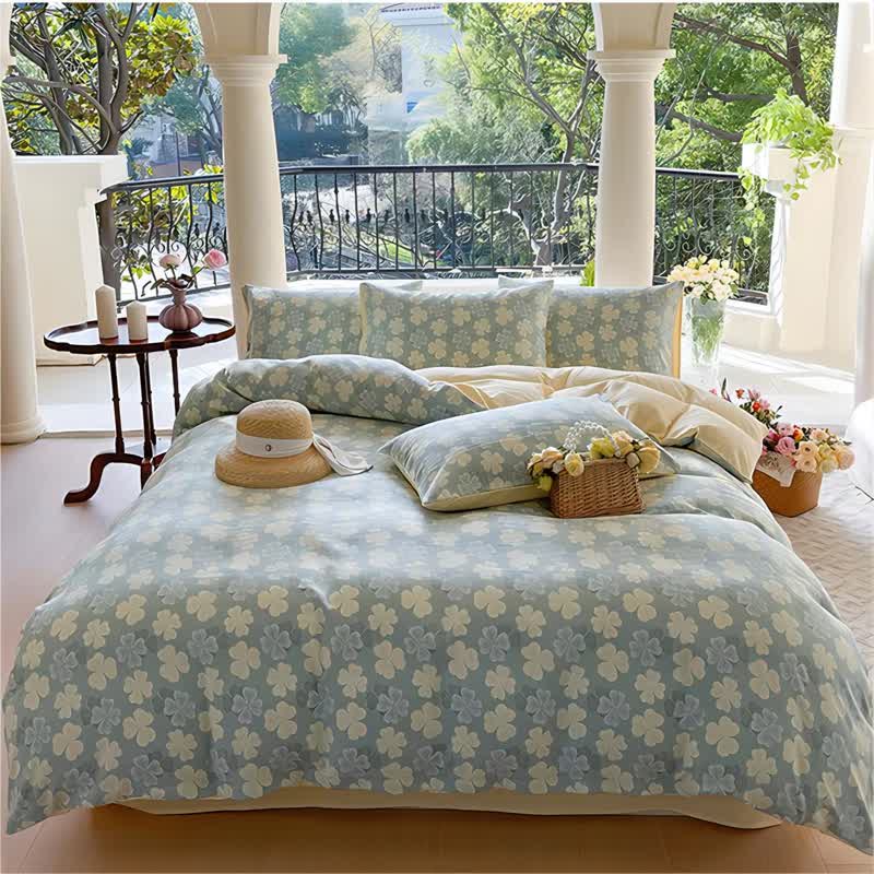 Double Gauze Four-leaf Clover Bedding Set (4PCS)