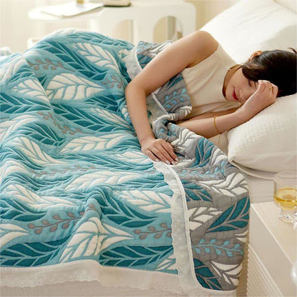 Lush Leaf Bamboo Fiber Breathable Quilt