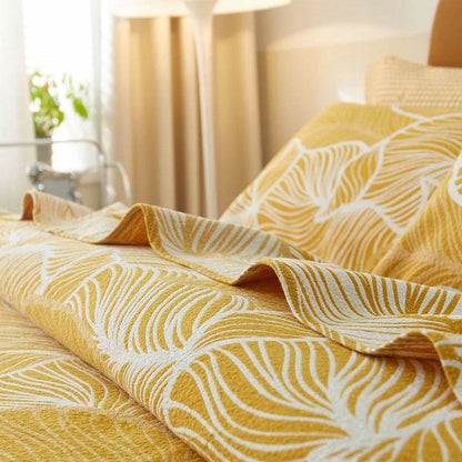 Plantain Leaf Three Layers Breathable Quilt - image 5