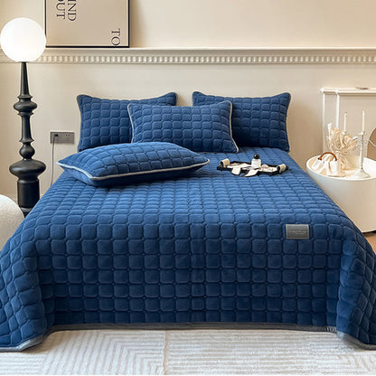 Modern Style Square Texture Soft Coverlet