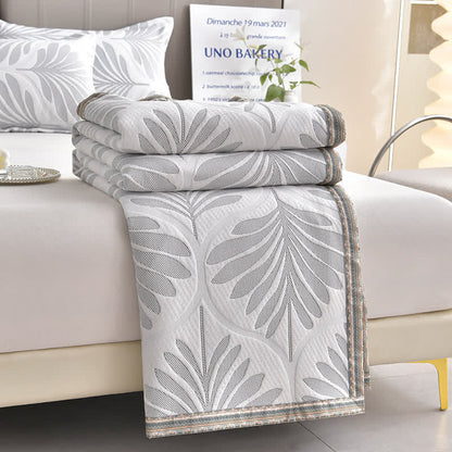 Jacquard Leaf Breathable Towel Quilt