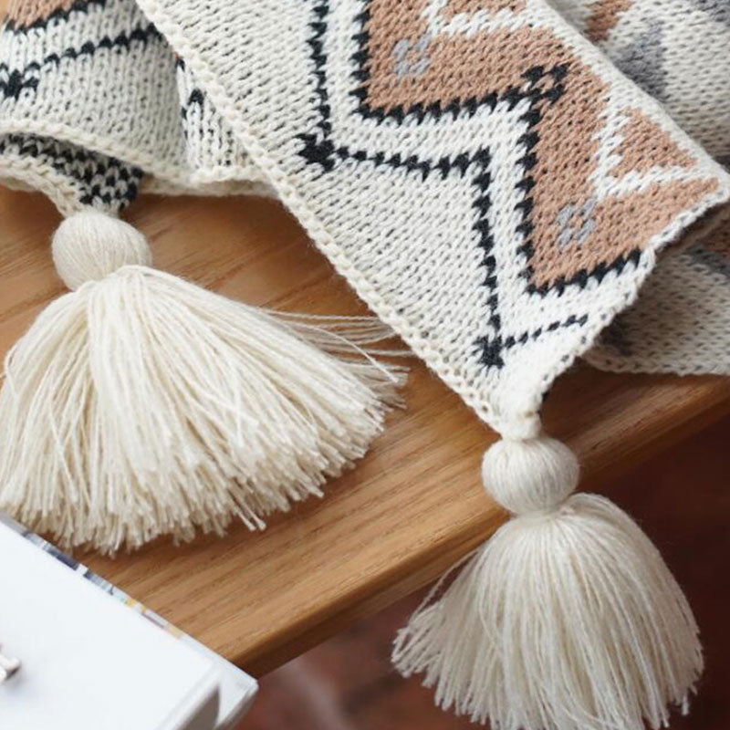 Ownkoti Cozy Shape Pattern Tassel Knitted Blanket