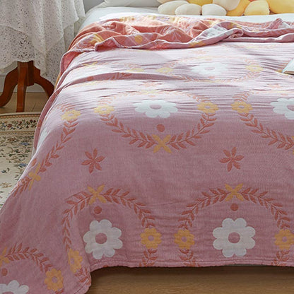 Ownkoti White Flower Lightweight Cotton Reversible Quilt