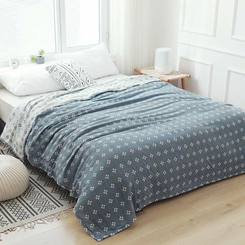 Ownkoti Mini White Square Plaid Cotton Quilt