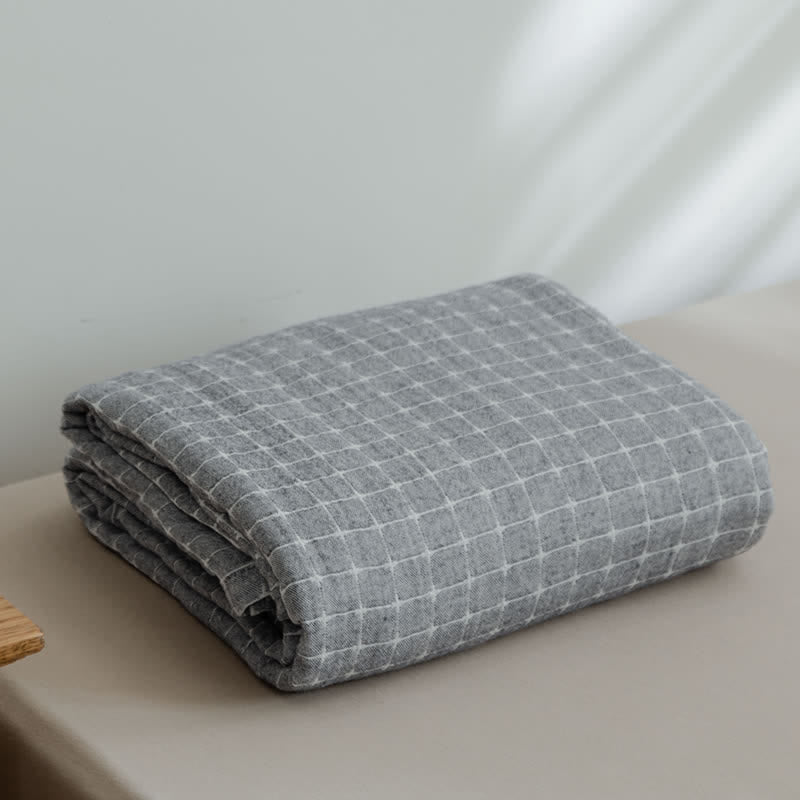 Simple Grid Cotton Gauze Lightweight Quilt