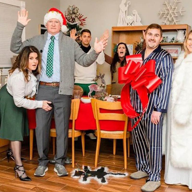 🎄🎁 Ownkoti Aunt Bethany's Fried Cat Decorative Fur Trimmed Rug in National Lampoon’s Christmas Vacation - image 3