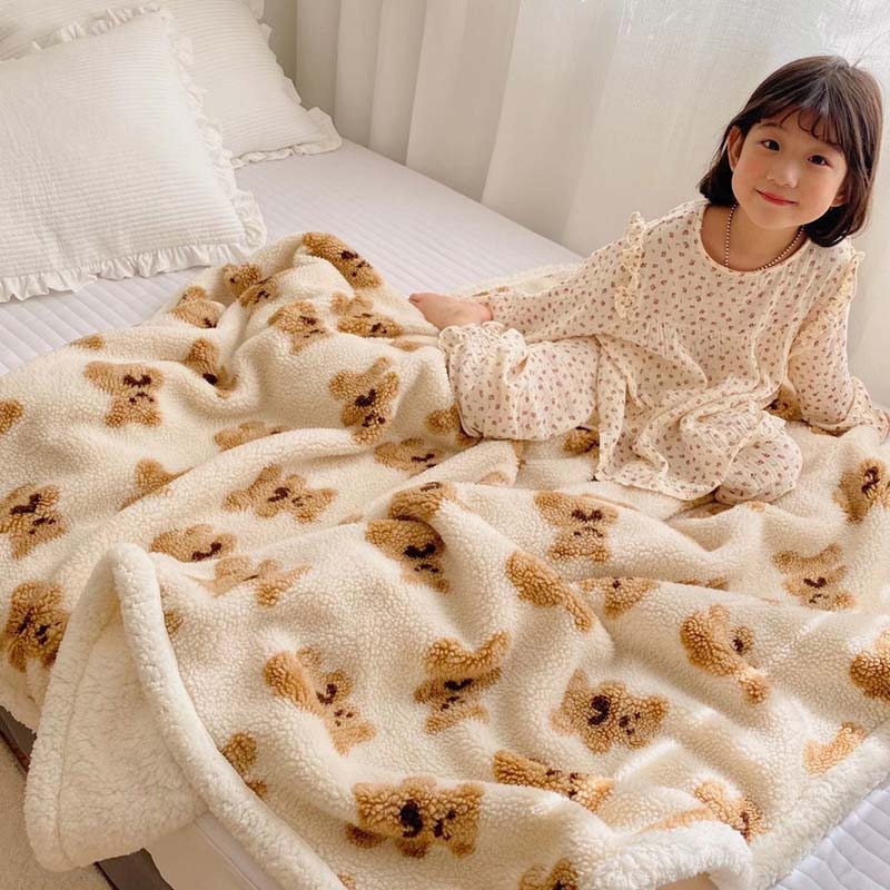 Ownkoti Cute Bear Reversible Throw Blanket