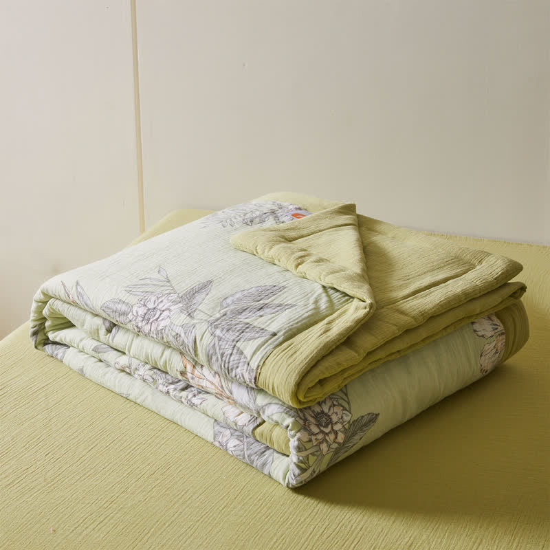 Elegant Floral Pure Cotton Gauze Quilt