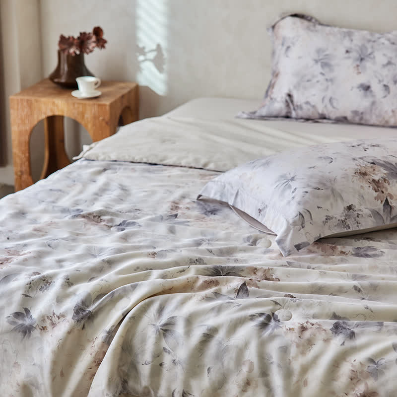 Luxurious Floral Soft Lyocell Summer Quilt