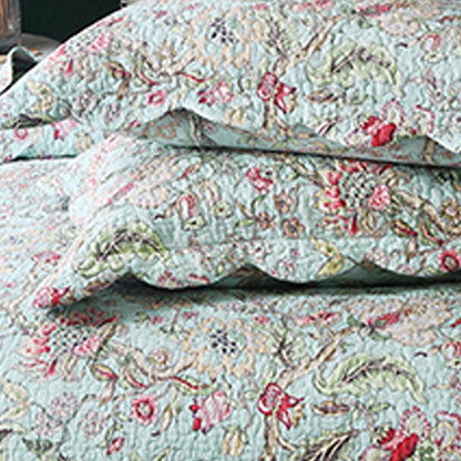 Vintage Flower Quilt with Pillow Shams