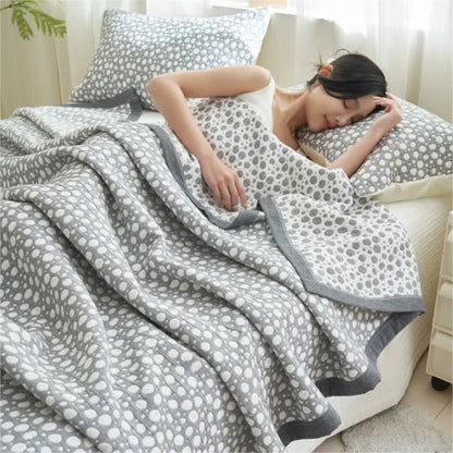 Breathable Summer Cotton Gauze Lightweight Quilt