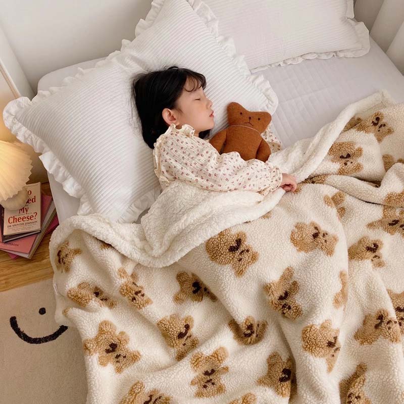 Ownkoti Cute Bear Reversible Throw Blanket